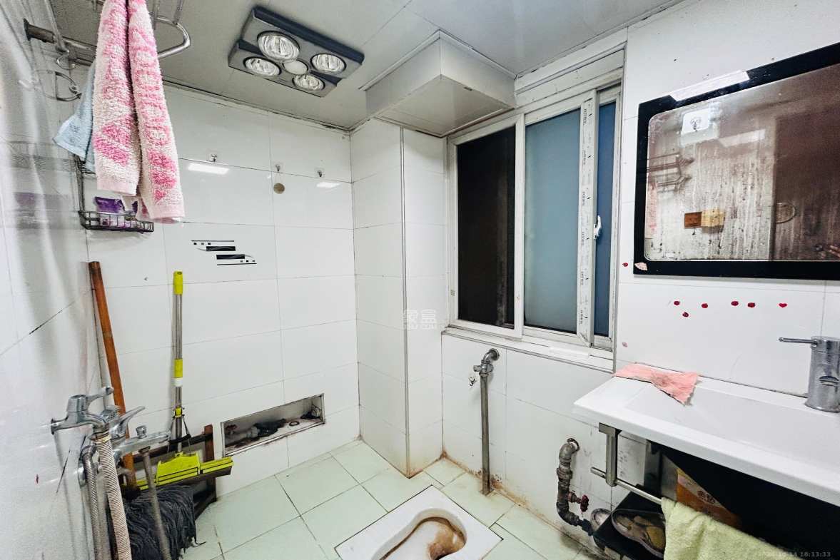 佳天雅苑  3室2厅2卫   3000.00元/月室内图