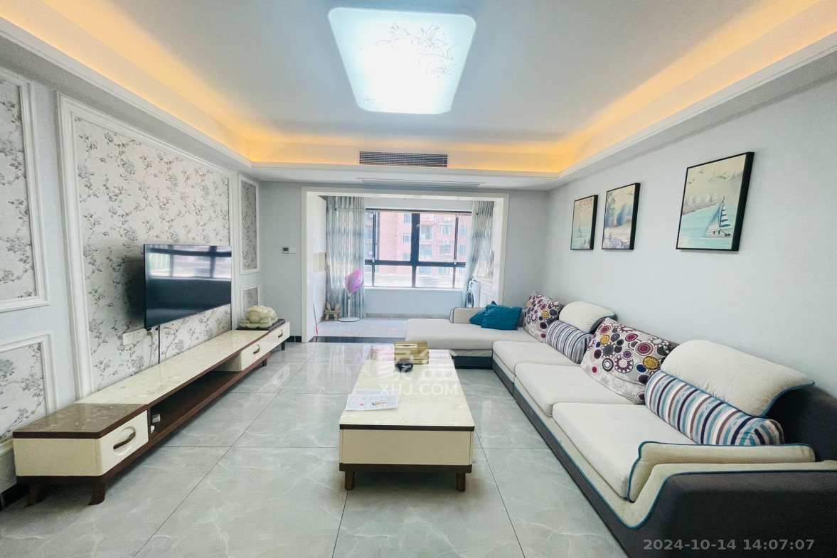 半山壹号 3室2厅2卫 3400.0元/月 半山壹号 3室2厅2卫 3400.0元/月室内图