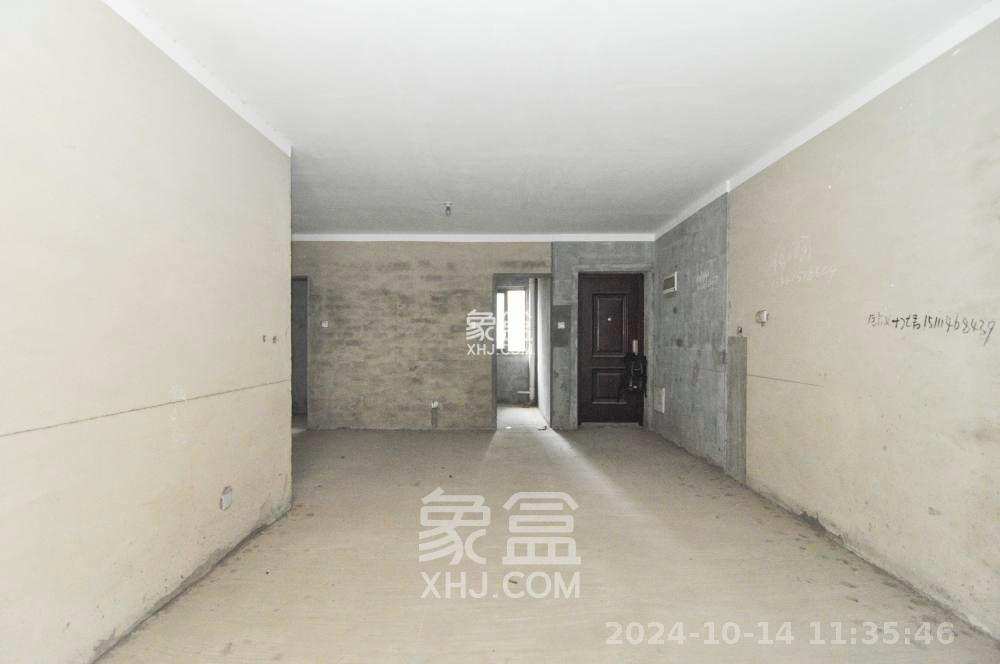 梅溪正荣府  4室2厅2卫   1500.00元/月室内图1