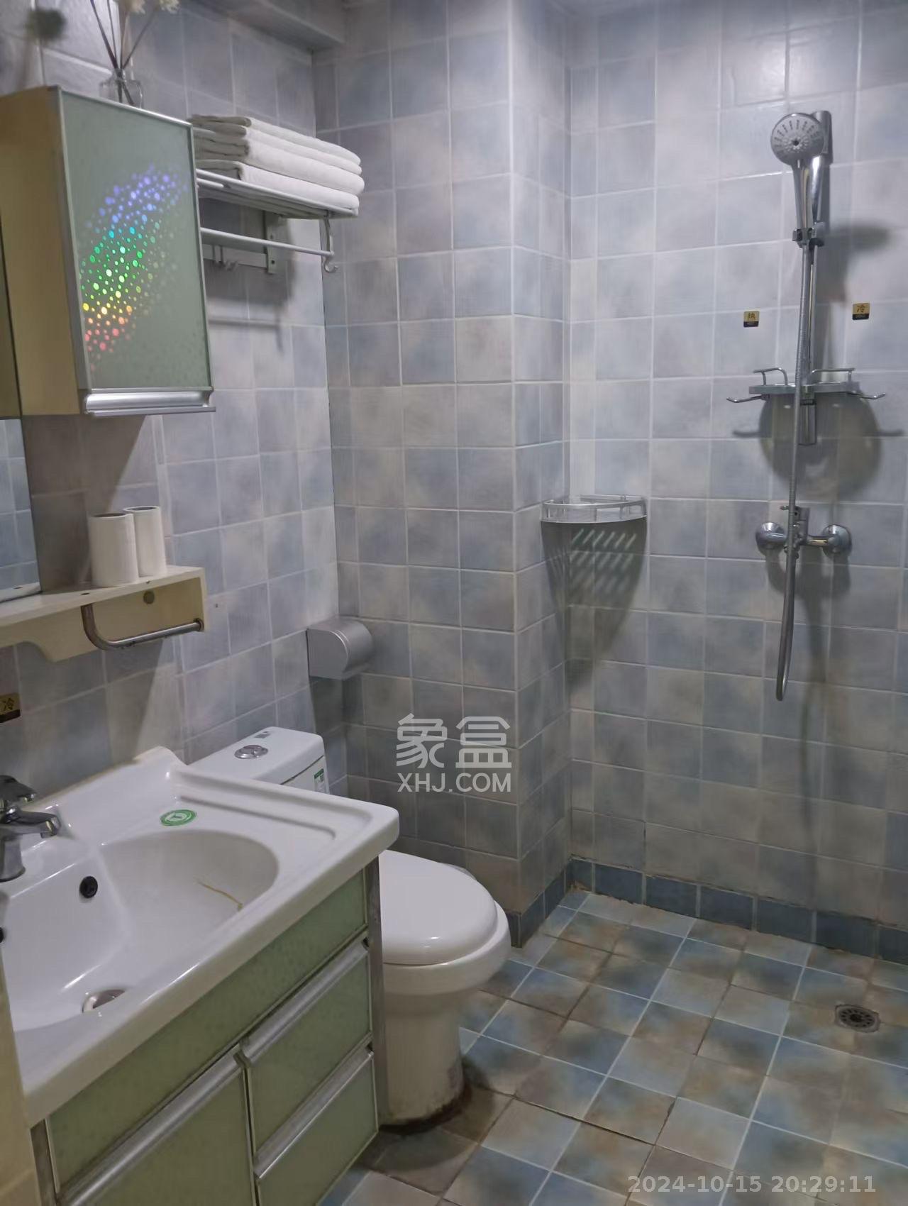 湘域相遇  1室1厅1卫    1800.0元/月