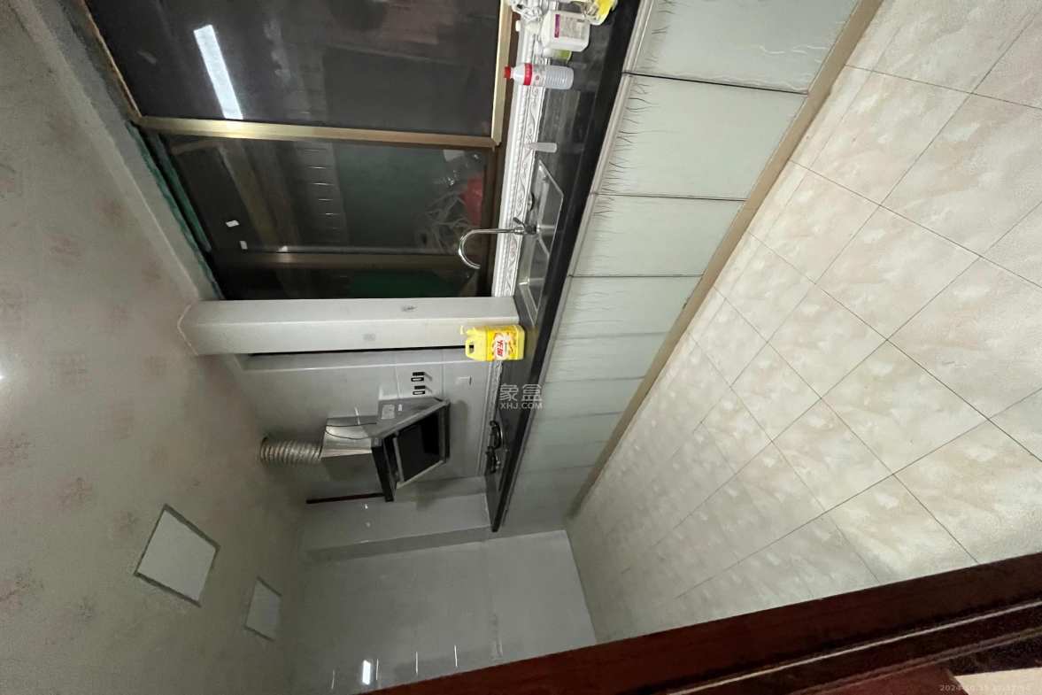 联盟佳苑  4室2厅1卫   4500.00元/月室内图