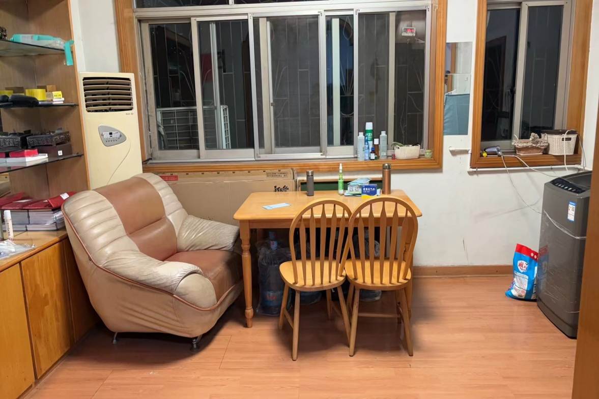 市人大政协机关大院住宅区（老市委）  3室2厅1卫    1200.0元/月室内图