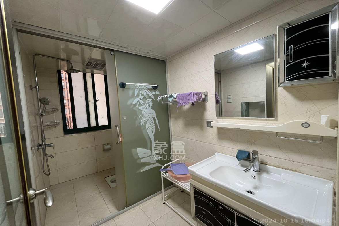 上林紫郡(锦顺和园) 3室2厅1卫 2600.0元/月 上林紫郡(锦顺和园) 3室2厅1卫 2600.0元/月室内图