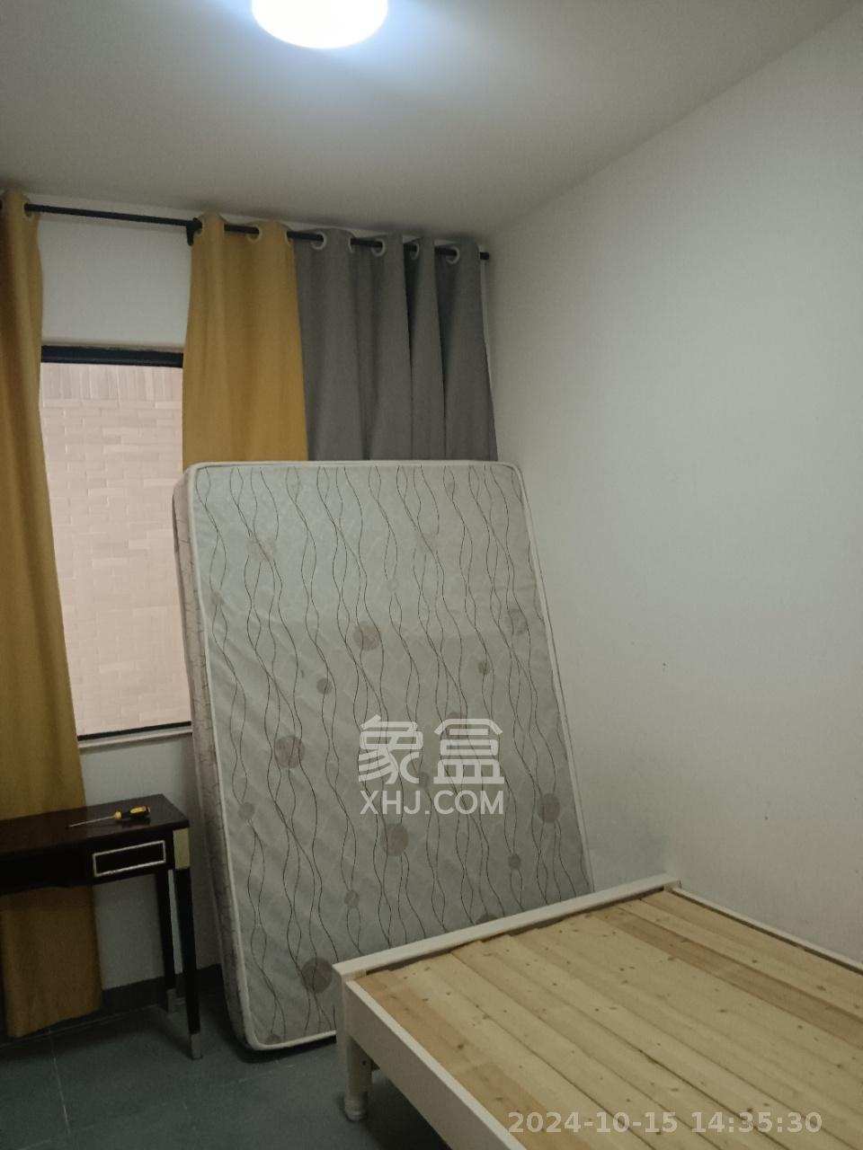 中南红领邦（红星嘉和苑）  3室2厅1卫   2100.00元/月室内图