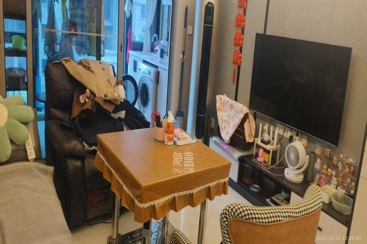 梅溪湖金茂湾  3室2厅2卫    3500.0元/月 梅溪湖金茂湾  3室2厅2卫    3500.0元/月室内图