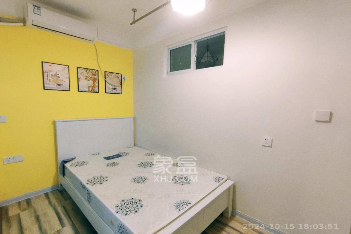 上城金都  1室2厅2卫   1100.00元/月室内图