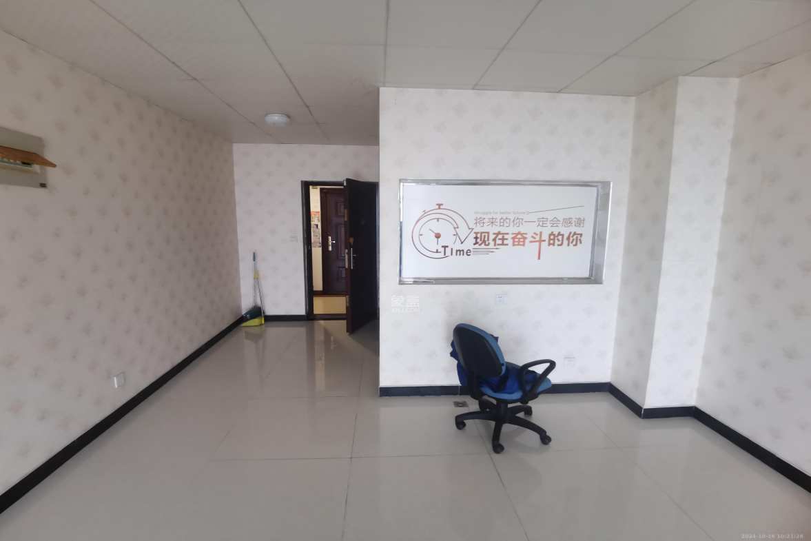 奥克斯广场  1室1厅1卫   1800.00元/月室内图