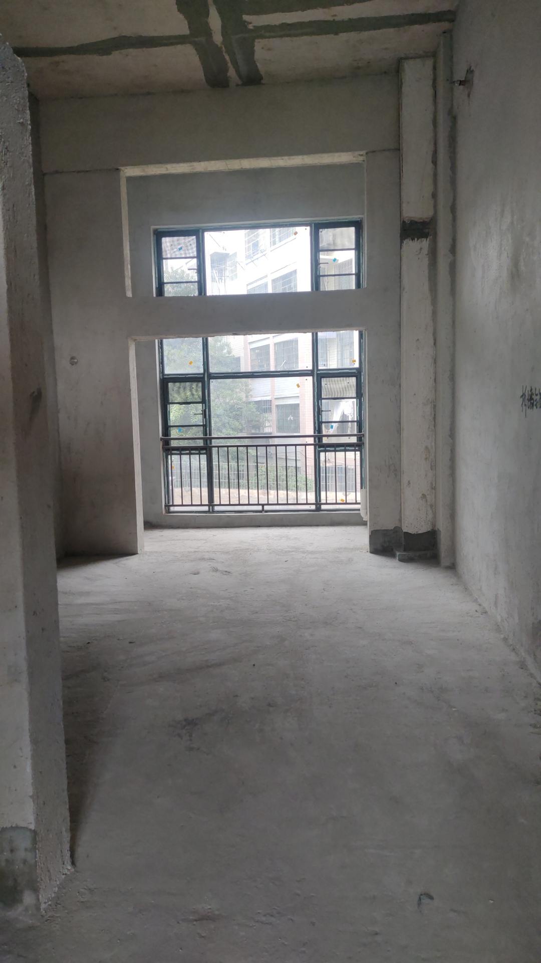 中甸.龙雲台  2室1厅1卫    37.0万 中甸.龙雲台  2室1厅1卫    37.0万客厅