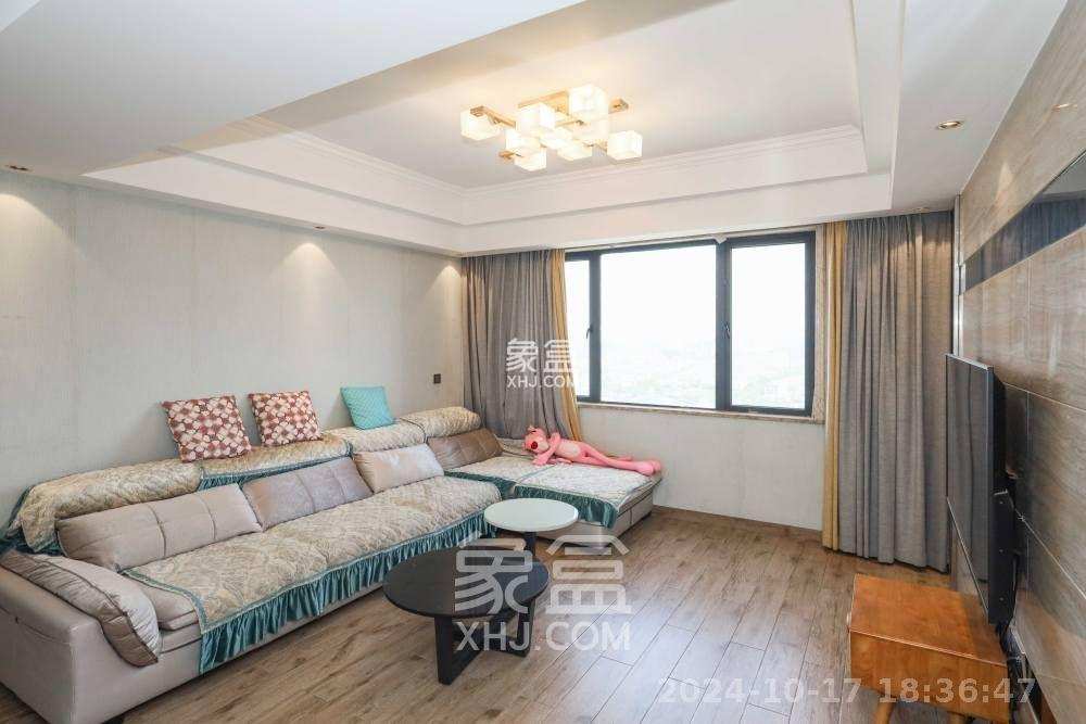 润芳园  3室2厅1卫   2300.00元/月室内图