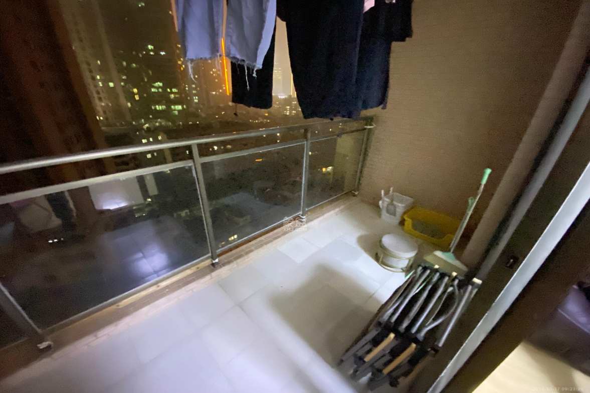 东上一品  3室2厅2卫   3200.00元/月室内图