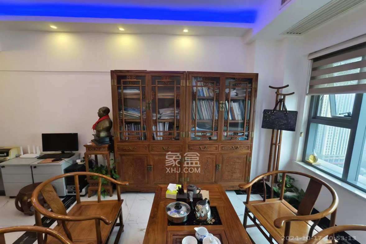 东怡外国（南湖一号)  1室1厅1卫    2500.0元/月室内图