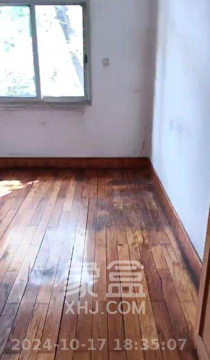 林业厅宿舍  4室1厅1卫   2200.00元/月室内图