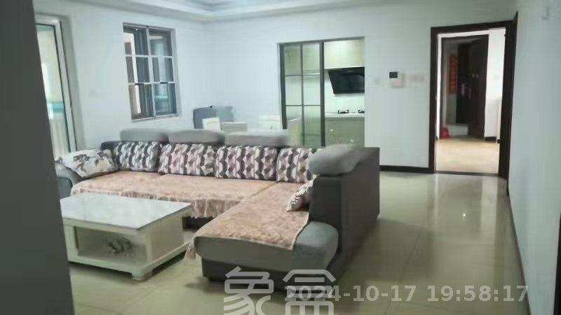 佳兆业君汇上品  3室2厅2卫   1900.00元/月室内图