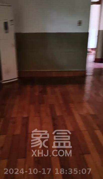 林业厅宿舍  4室1厅1卫   2200.00元/月室内图