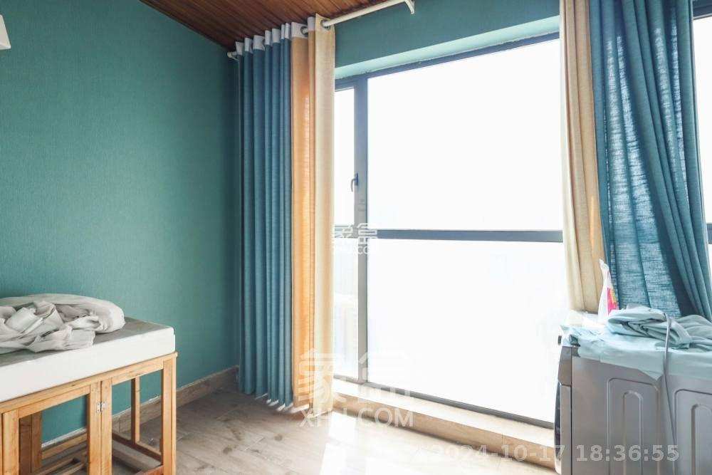 润芳园  3室2厅1卫   2300.00元/月室内图