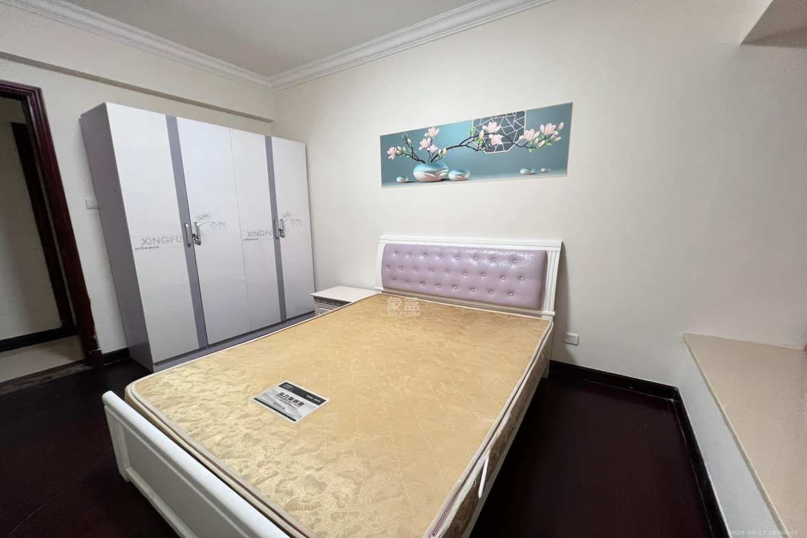 恒大绿洲  3室1厅2卫    2600.0元/月室内图