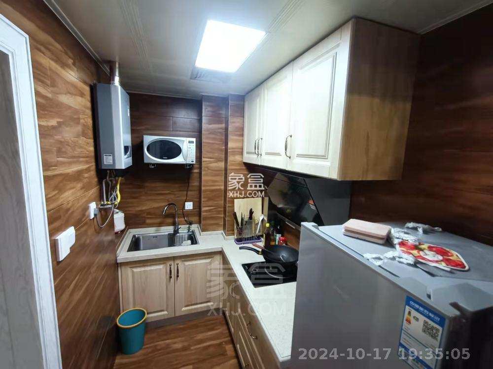 中建御山和苑  1室1厅1卫   1900.00元/月室内图