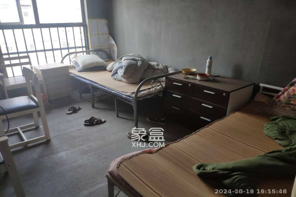 万科魅力之城  3室2厅1卫   1500.00元/月室内图
