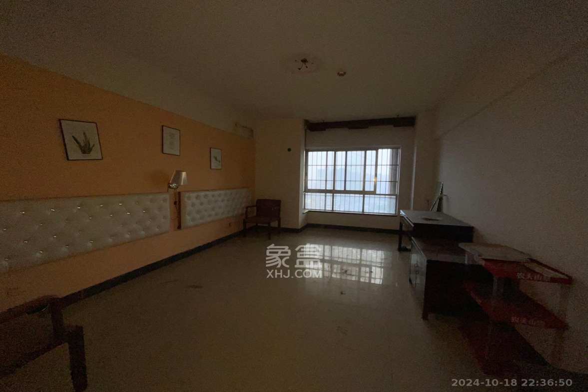 锦华时代  1室1厅1卫   1800.00元/月室内图