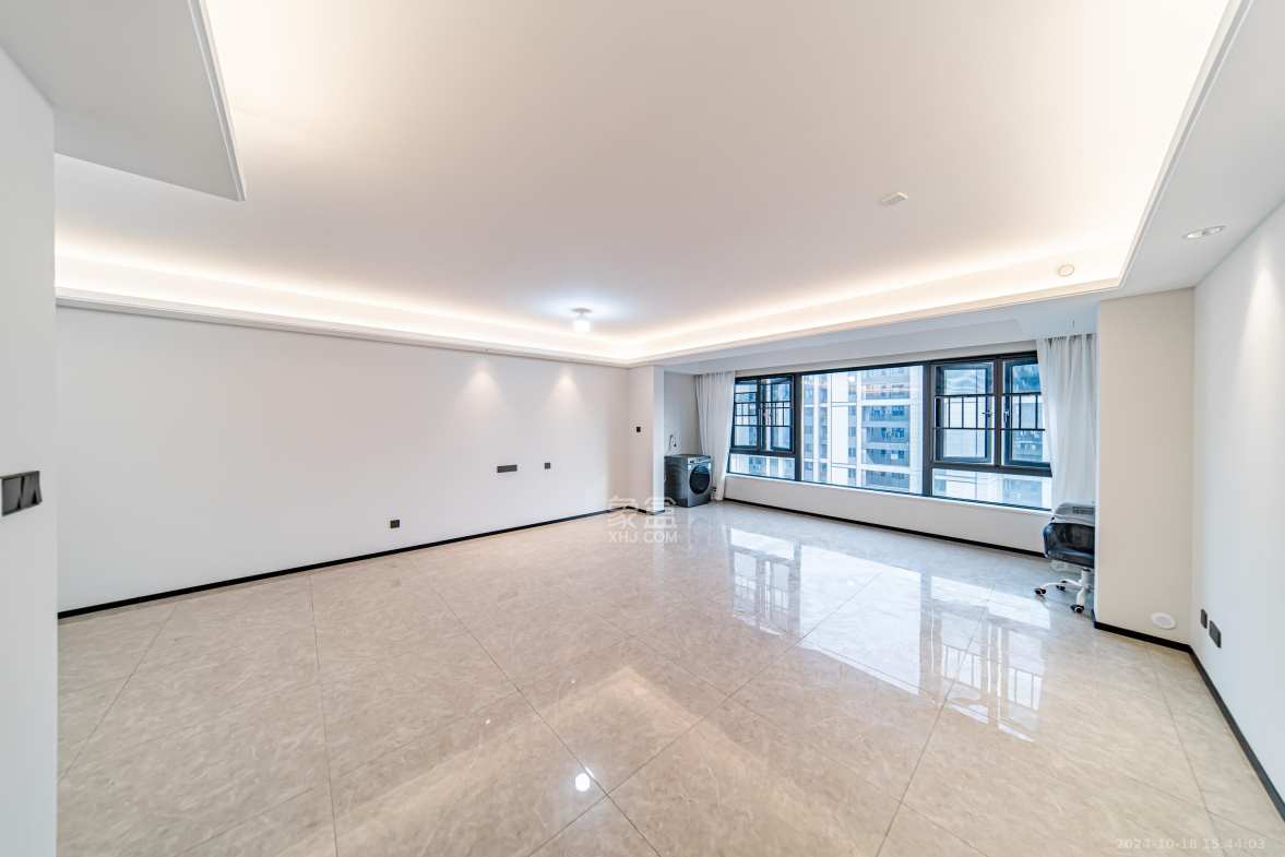 华润凯旋门一期 4室2厅2卫 3800.0元/月 华润凯旋门一期 4室2厅2卫 3800.0元/月室内图