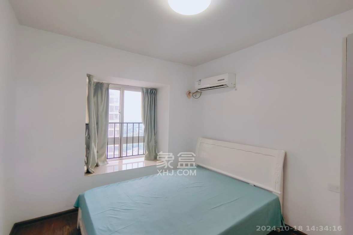 金科世界城  4室2厅1卫    3100.0元/月室内图