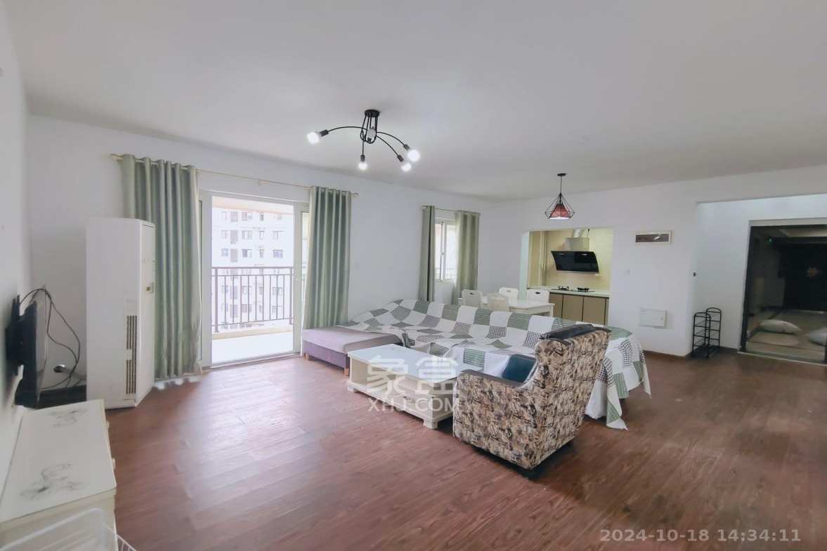 金科世界城  4室2厅1卫    3100.0元/月室内图