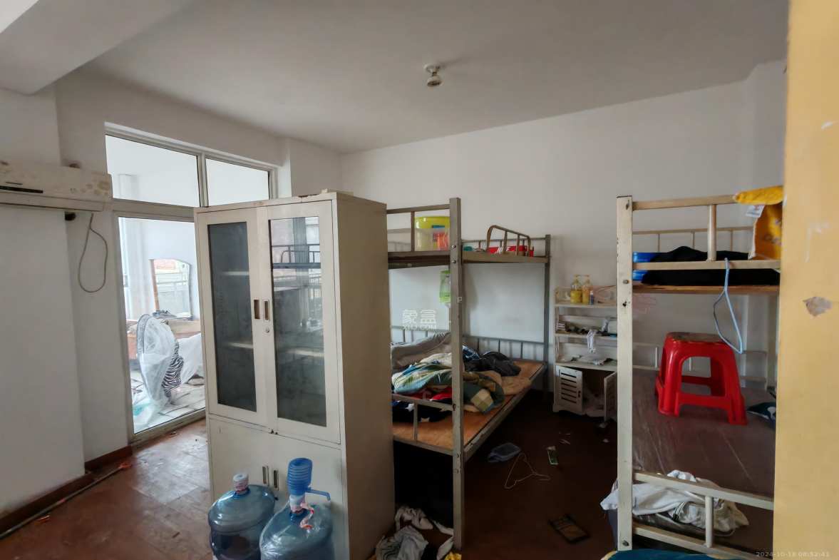 景荣华苑  3室2厅1卫   2000.00元/月室内图