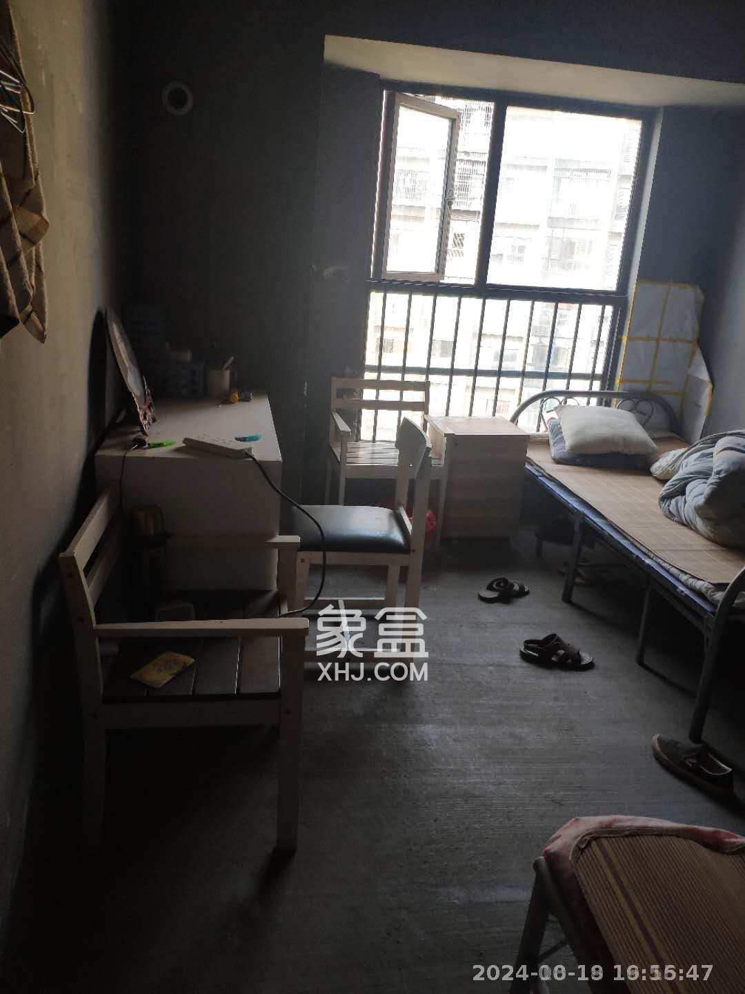 万科魅力之城  3室2厅1卫   1500.00元/月室内图
