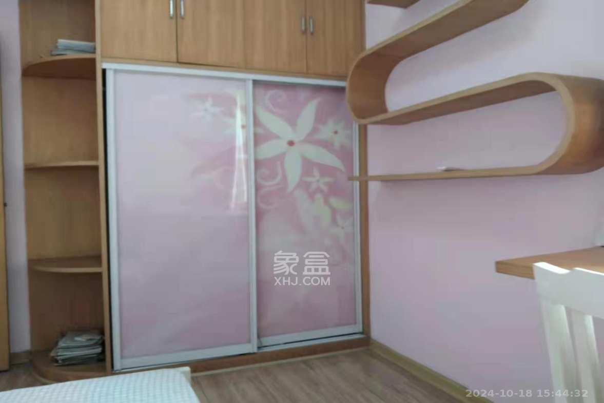 紫晶城  3室2厅1卫   2000.00元/月室内图