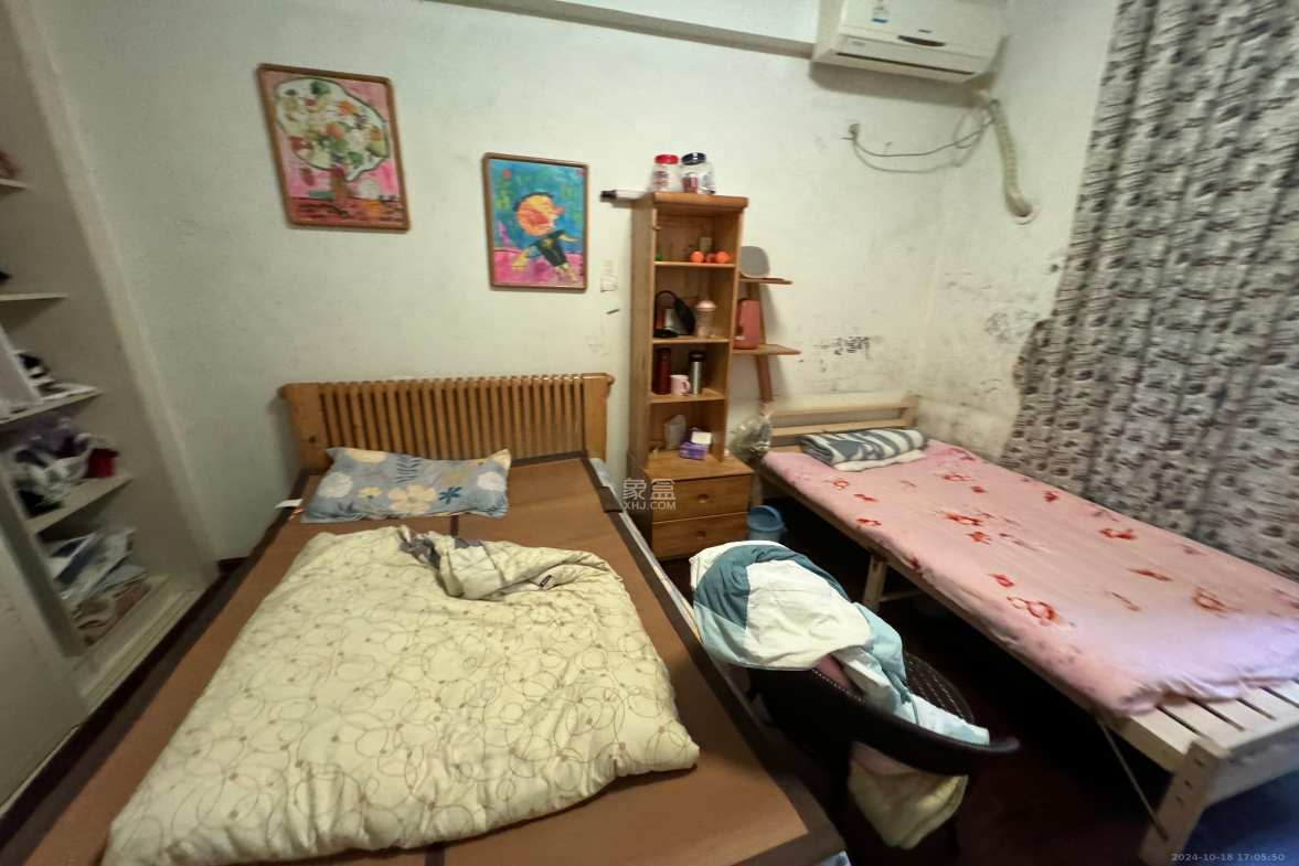 西山汇景一、二期  4室2厅2卫    4900.0元/月室内图