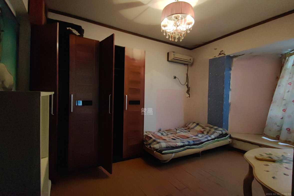 圣爵菲斯  2室2厅1卫   2200.00元/月室内图