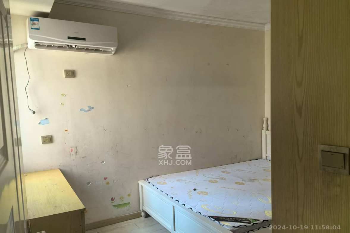 丽发新城  2室2厅1卫   1650.00元/月室内图