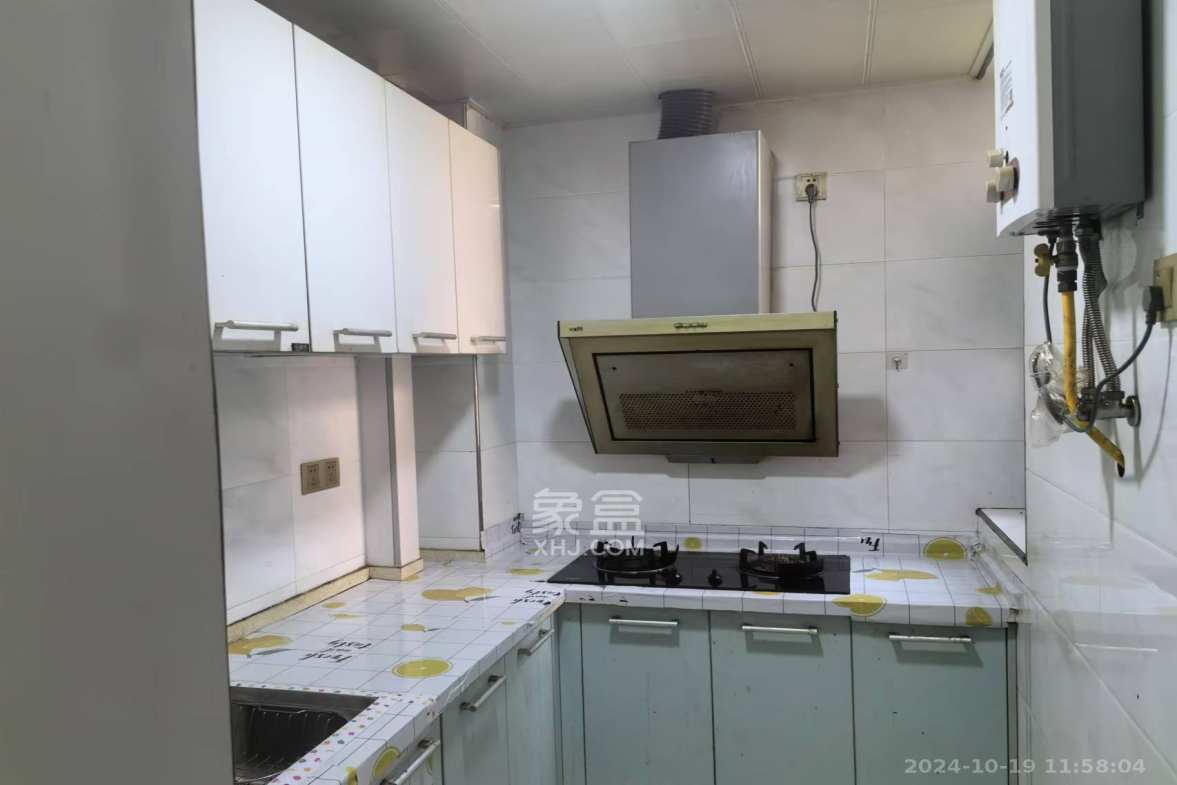 丽发新城  2室2厅1卫   1650.00元/月室内图