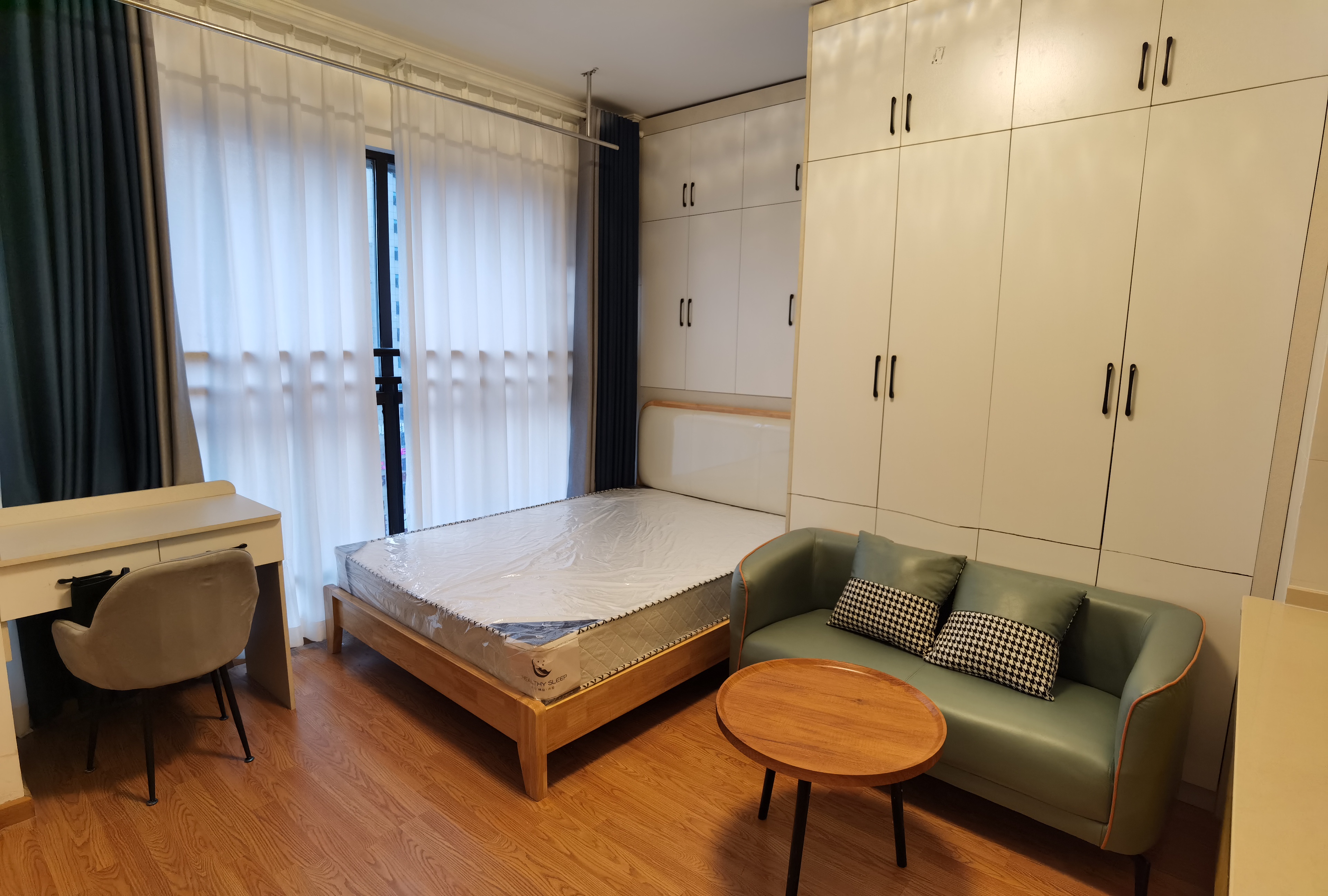 五江碧桂园城市广场  1室1厅1卫    1100.0元/月