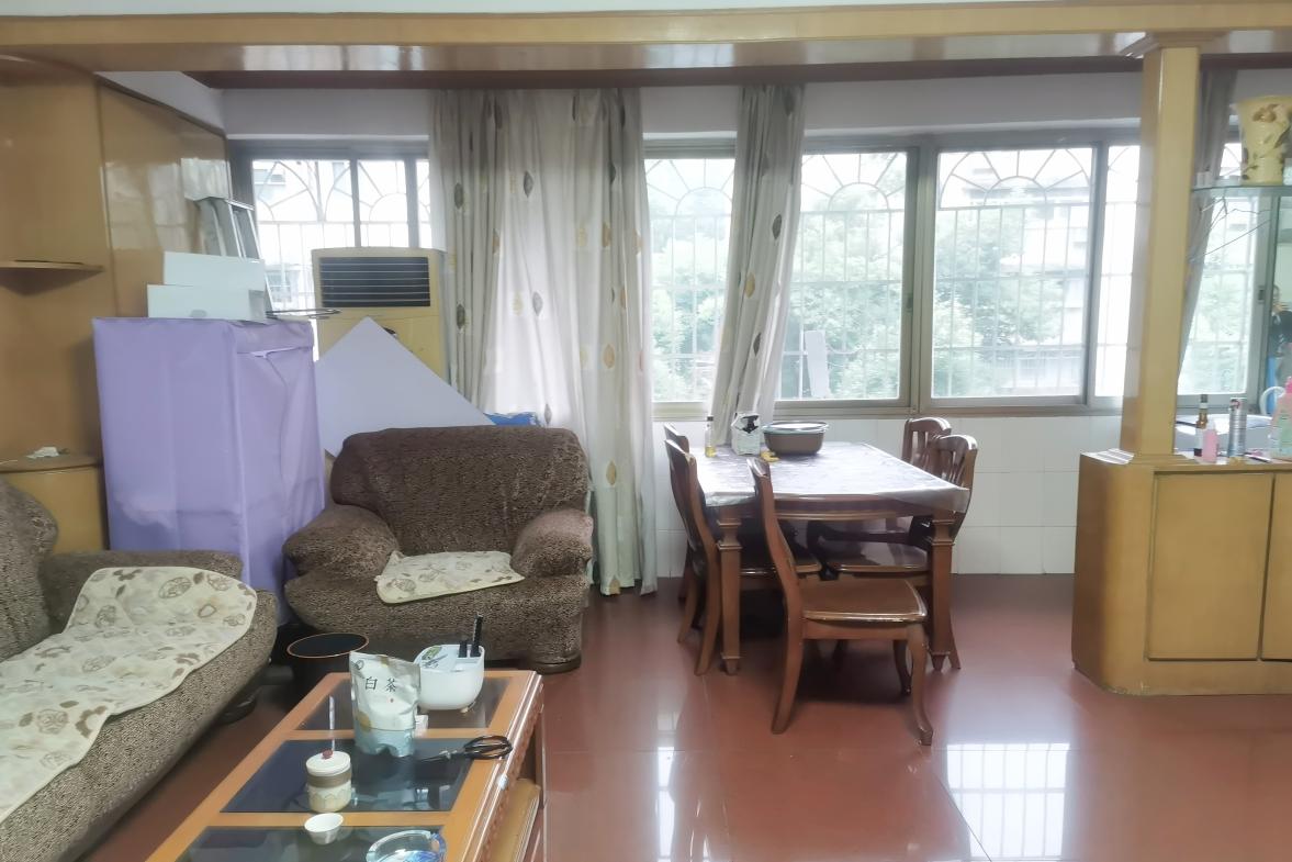 邮电新村  2室1厅1卫   35.00万客厅