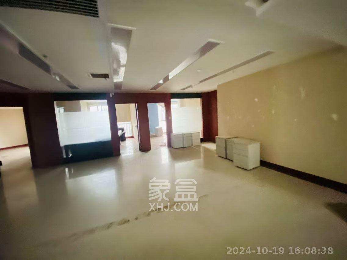 新时空  1室0厅0卫   36000.00元/月室内图