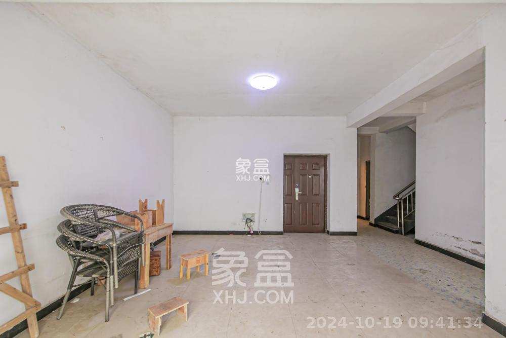 幸福里（幸福里一期）  4室2厅3卫    2600.0元/月室内图