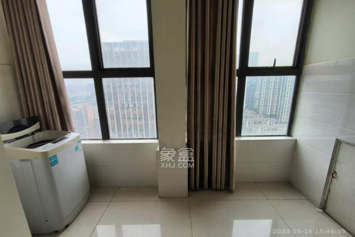 万科魅力之城  1室1厅1卫   1300.00元/月室内图
