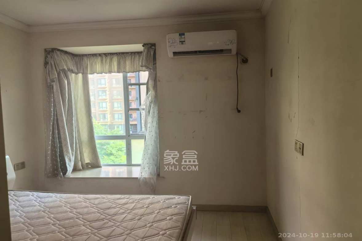 丽发新城  2室2厅1卫   1650.00元/月室内图
