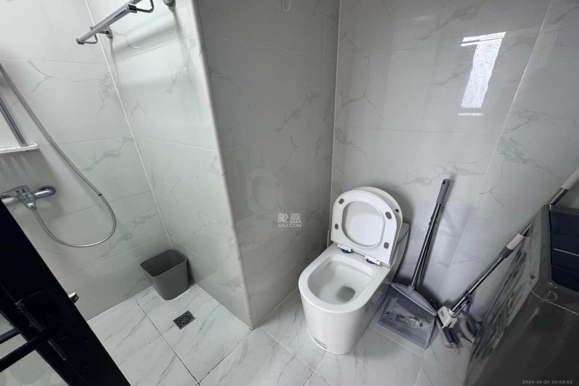 中建悦和城  1室1厅1卫   1600.00元/月室内图