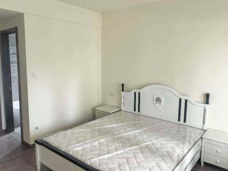 碧桂园翘楚棠 4室2厅2卫 2700.0元/月 碧桂园翘楚棠 4室2厅2卫 2700.0元/月室内图