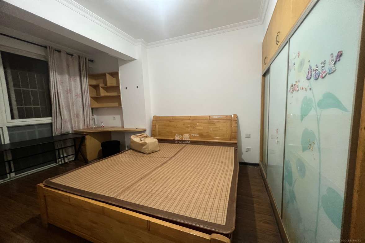 星城国际  3室2厅1卫   1500.00元/月室内图