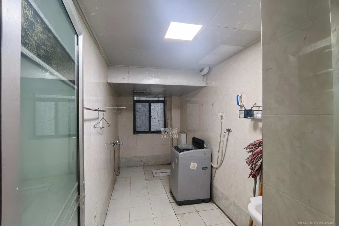 合丰安置小区  3室2厅1卫   1600.00元/月室内图1