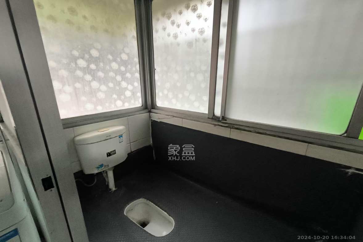 荷花园安置小区  1室1厅1卫   1300.00元/月室内图1