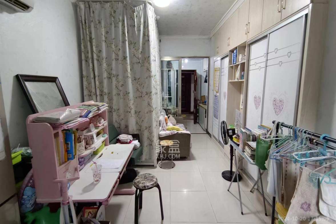万象凯旋湾  1室1厅1卫   1500.00元/月室内图