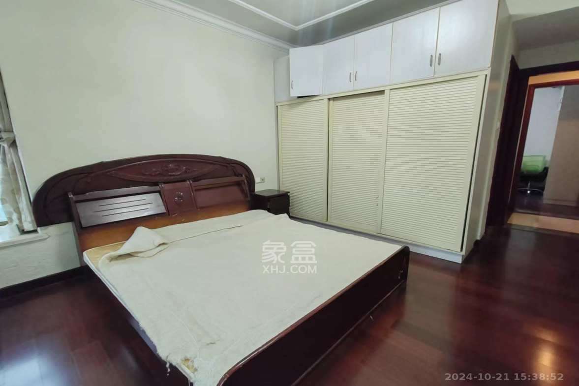 恒大名都  3室2厅2卫   1550.00元/月室内图
