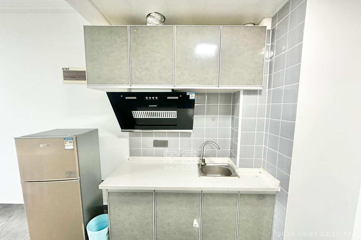 中南国际眼镜城（中伟商业中心）  1室0厅0卫    1500.0元/月室内图