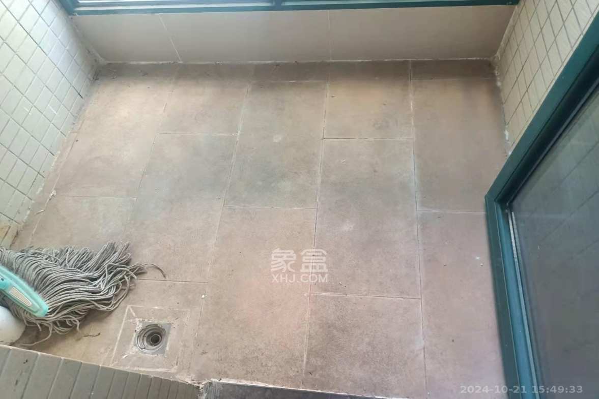 恒大名都  2室2厅1卫   1400.00元/月室内图
