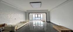 城市公园  3室2厅2卫   1800.00元/月