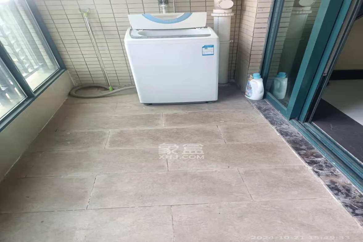 恒大名都  2室2厅1卫   1400.00元/月室内图